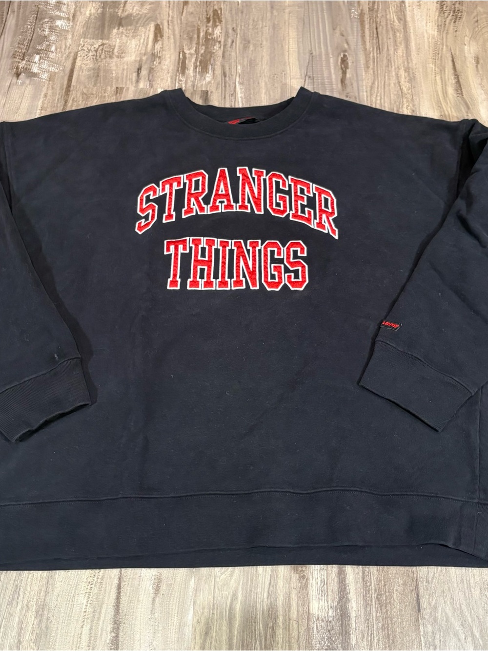 Levi's X Stranger Things Black Over Sized Retro Graphic Sweatshirt SZ M fits L/X